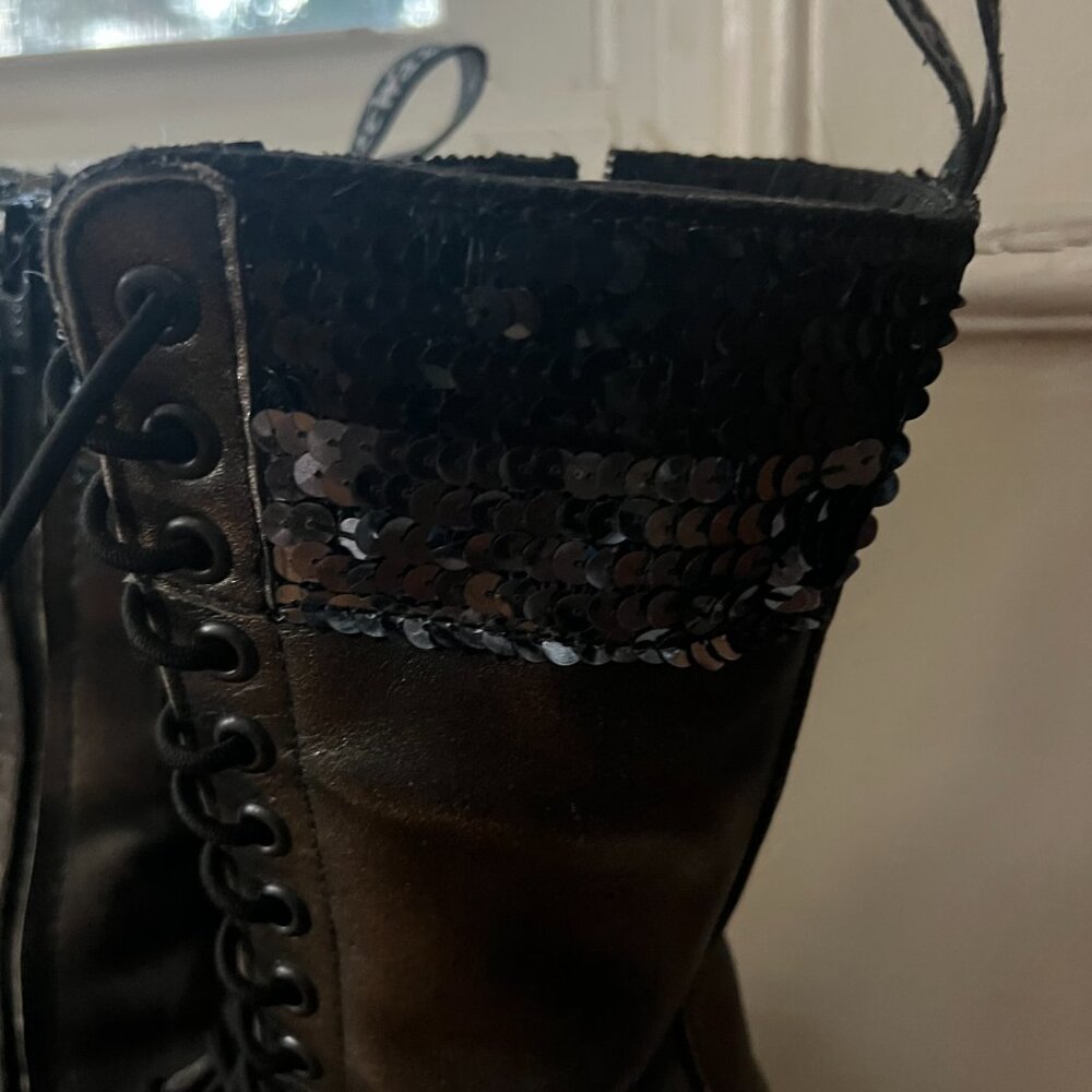 Rare Dr. Martens 14-Eye Boots – Black & Silver Sequin Detail - Picture 5 of 8